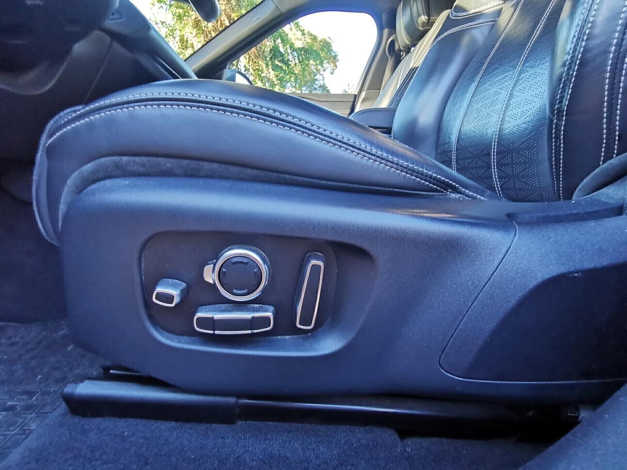 LAND ROVER RANGE ROVER VELAR 3.0 D R-DYNAMIC HSE