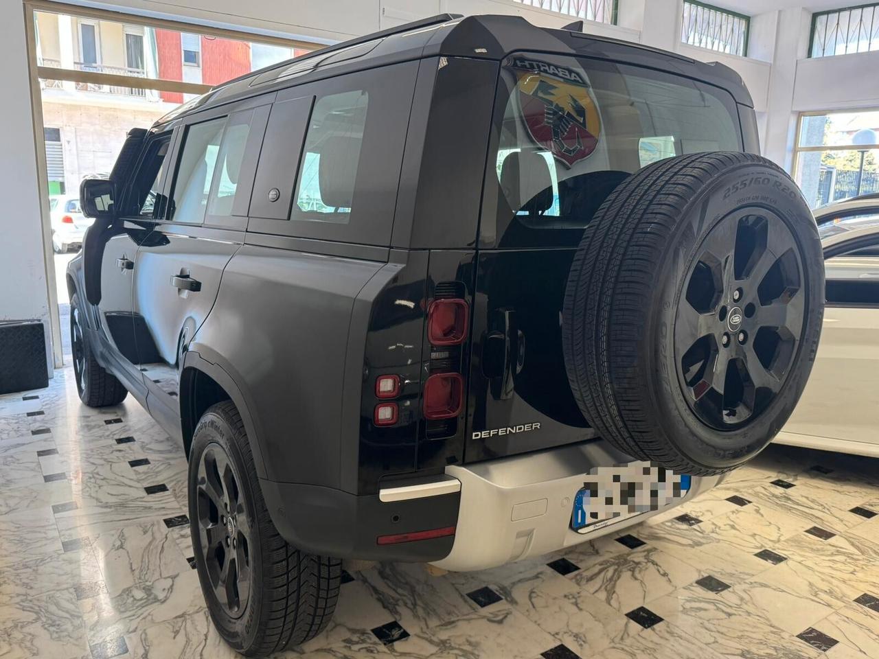 Land Rover Defender 110 3.0D I6 200 CV AWD Auto SE