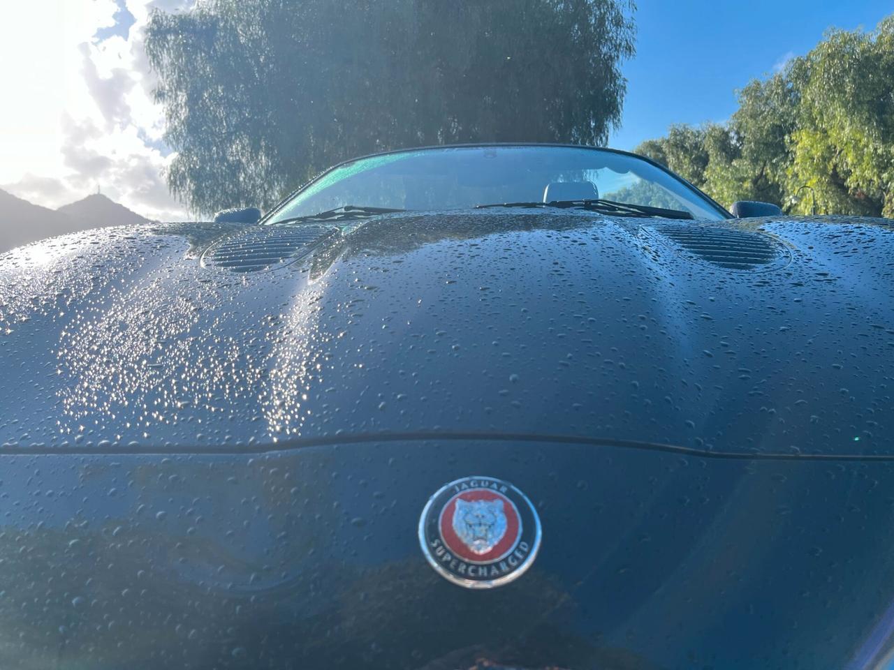 MAGNIFICA JAGUAR XKR CABRIO 363 CV - 8 CILINDRI - ASI - 125000 KM - DA VEDERE.