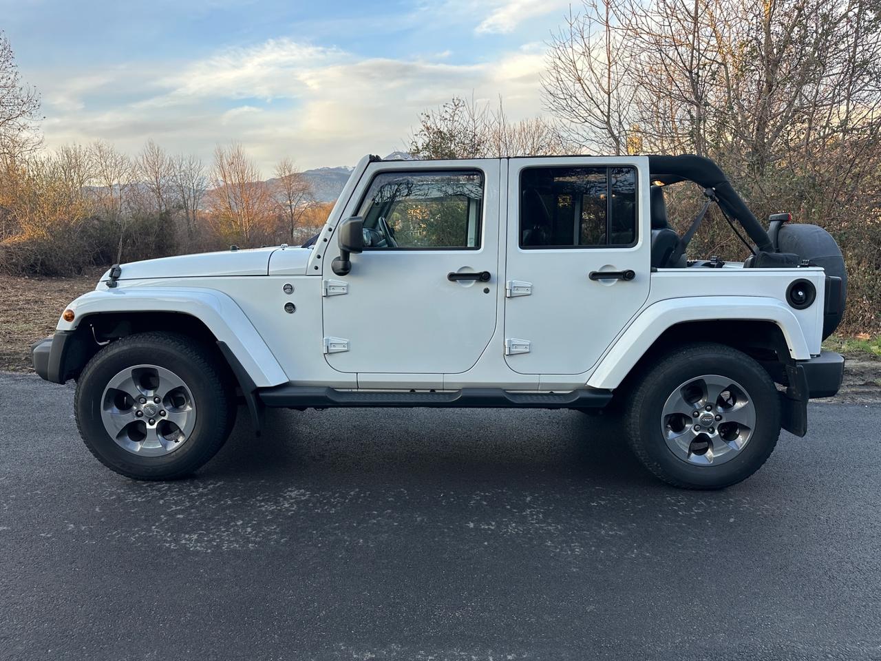 Jeep Wrangler Unlimited 2.8 CRD DPF Sahara Auto - 2016