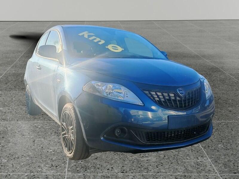 Lancia Ypsilon 1.0 FireFly 5 porte S&S Hybrid Oro