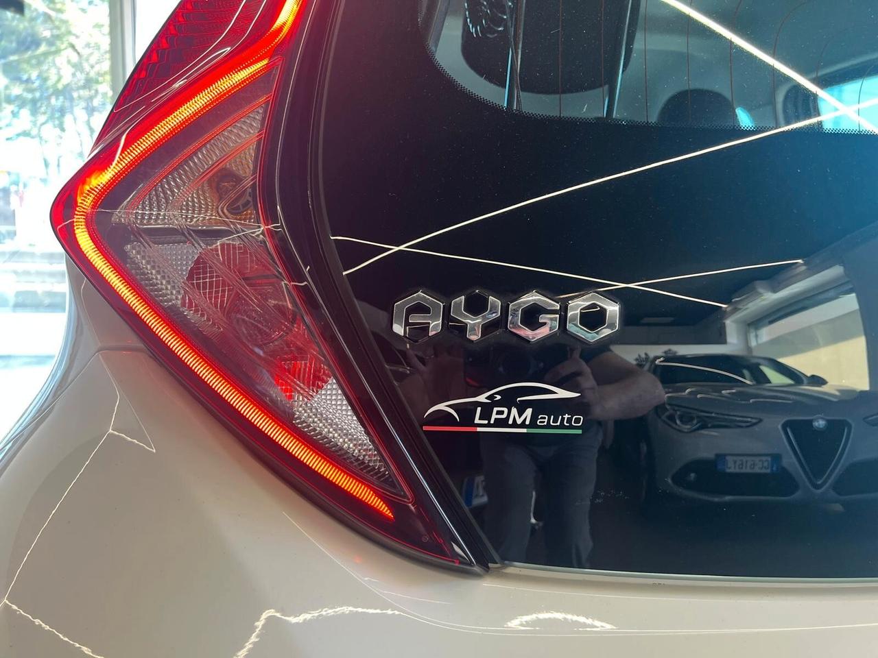 Toyota Aygo 1.0 VVT-i 72 CV 5 p*PREZZO REALE*KM CERTIFICATI IN CONTO ESPOSIZIONE