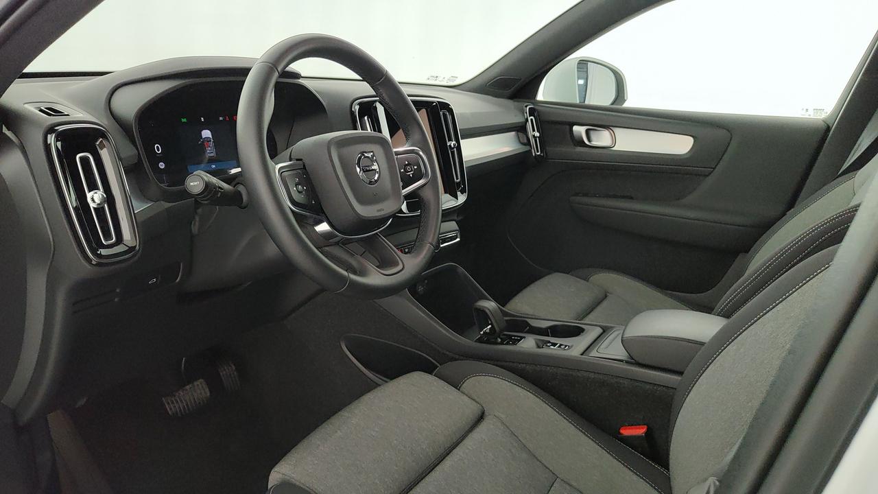 VOLVO XC40 2.0 b3 Core auto