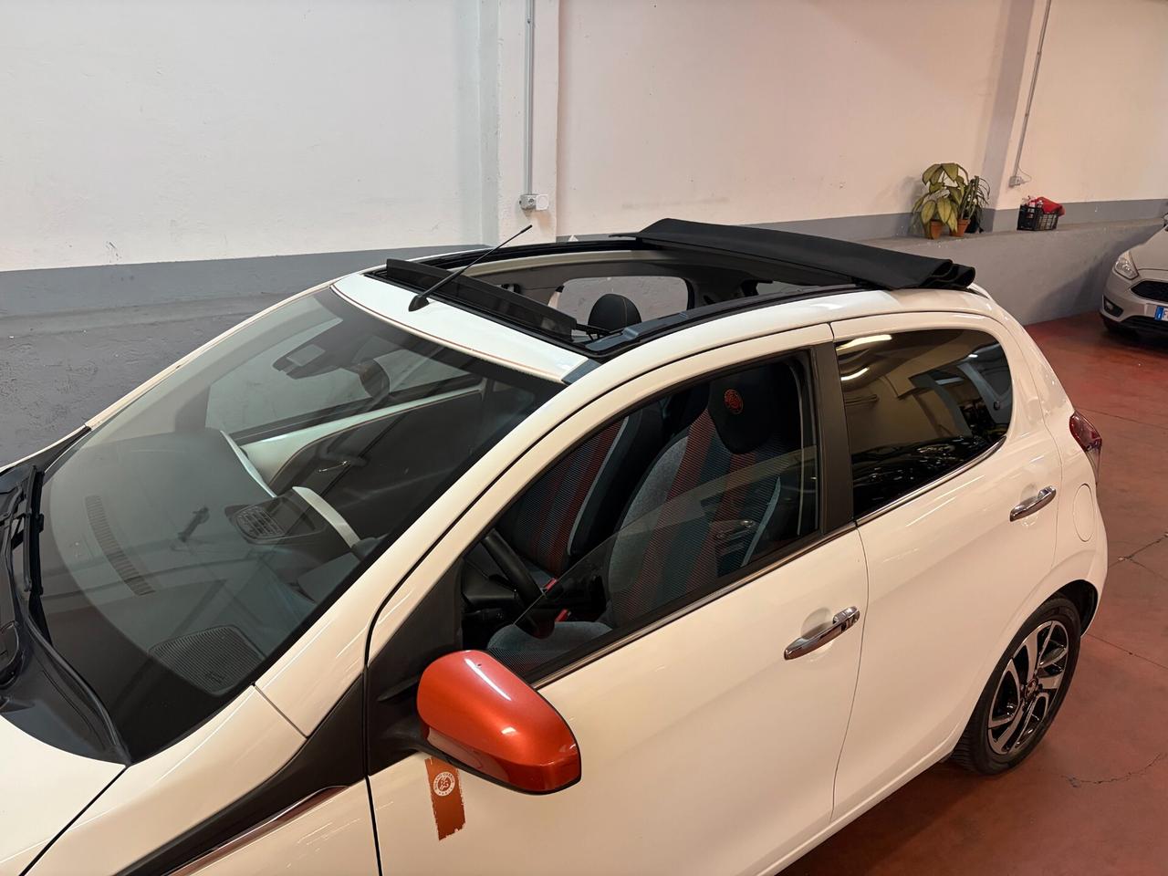 Peugeot 108 VTi 68 edizione Roland Garros 5 porte