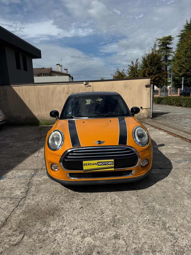 MINI Cooper 1.5 5 porte