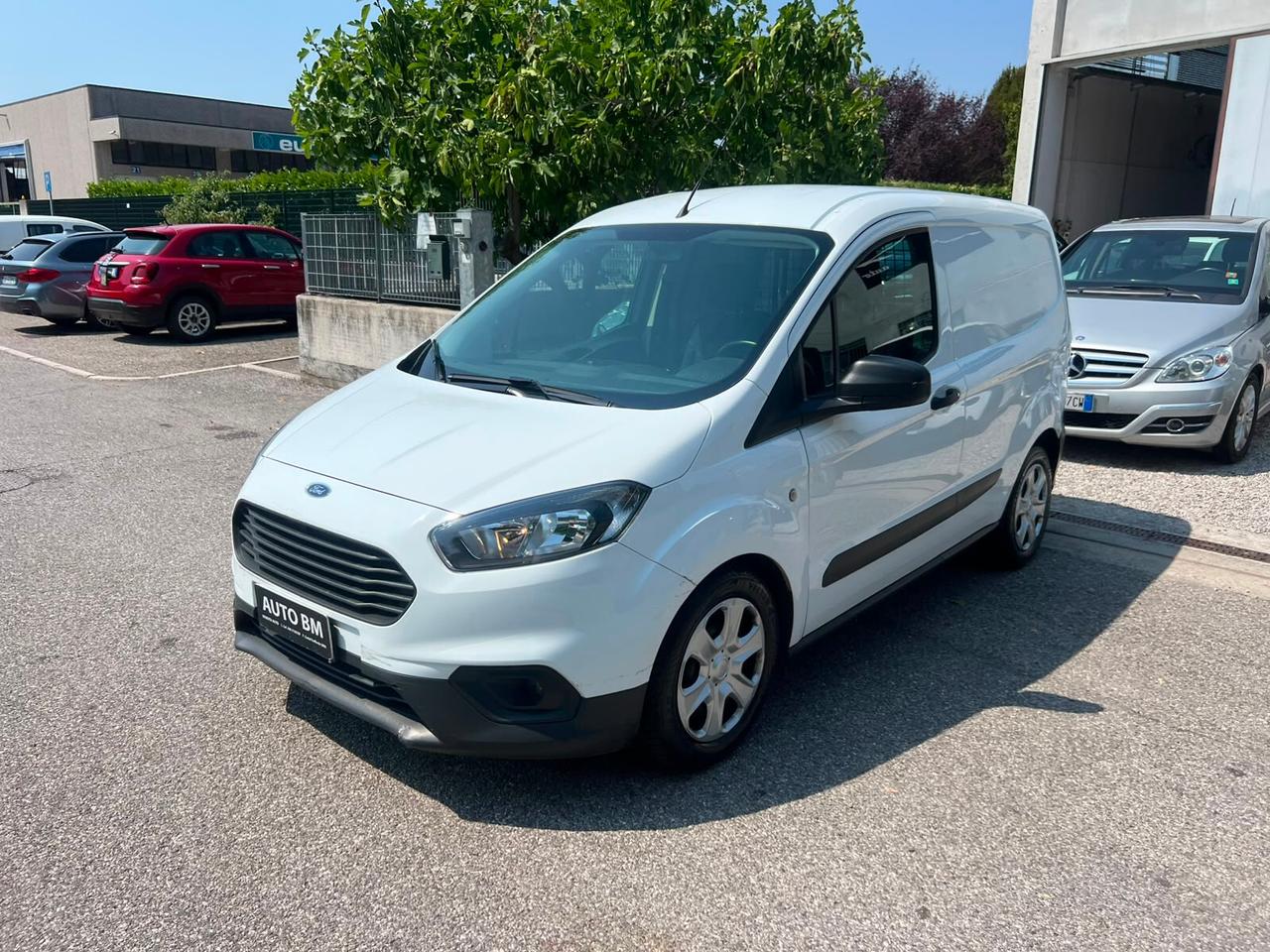 Transit Courier 1.5 TDCi 100CV Van Tr