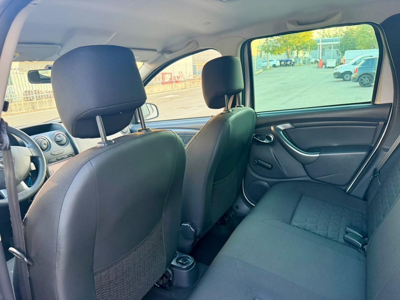 Dacia Duster 1.5dci 2015 79.000km per neopatentati