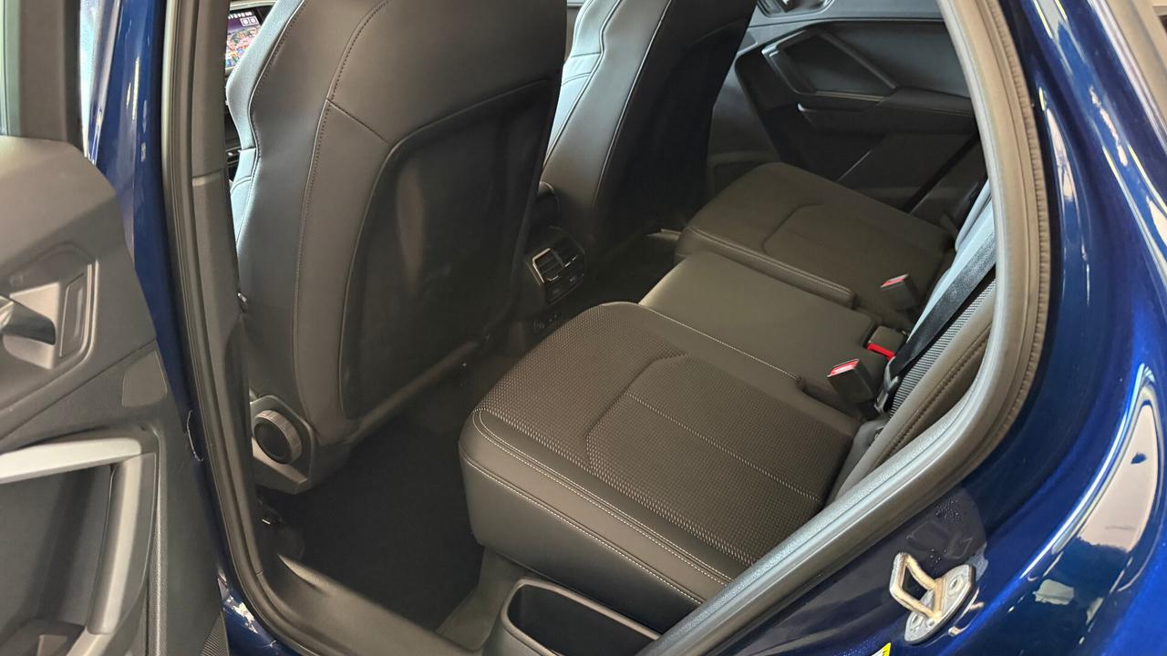 Audi Q3 SPORTBACK 35 TDI S LINE IDENTITY BLACK