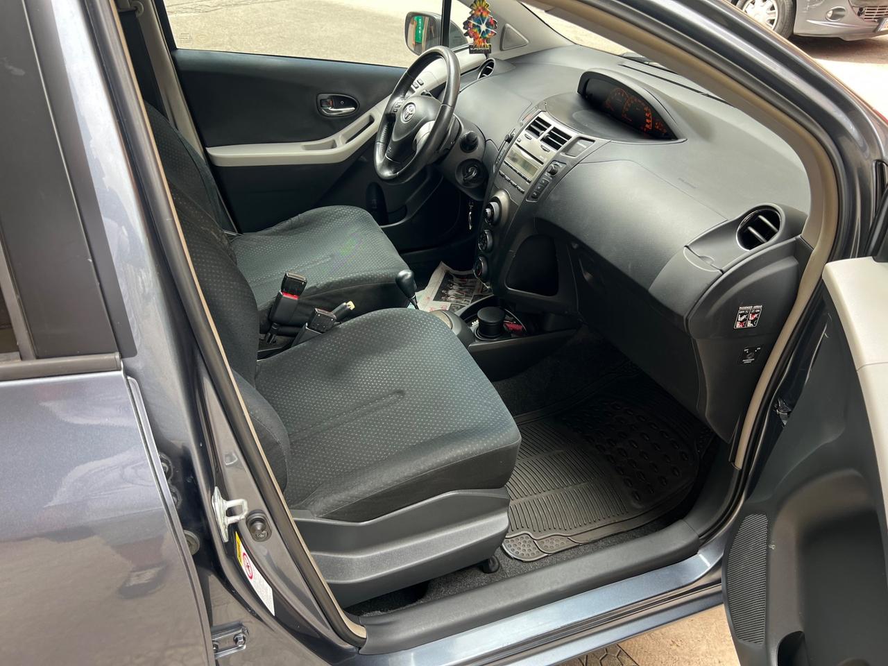 Toyota Yaris 1.4 D-4D DPF 5 porte M-MT Sol
