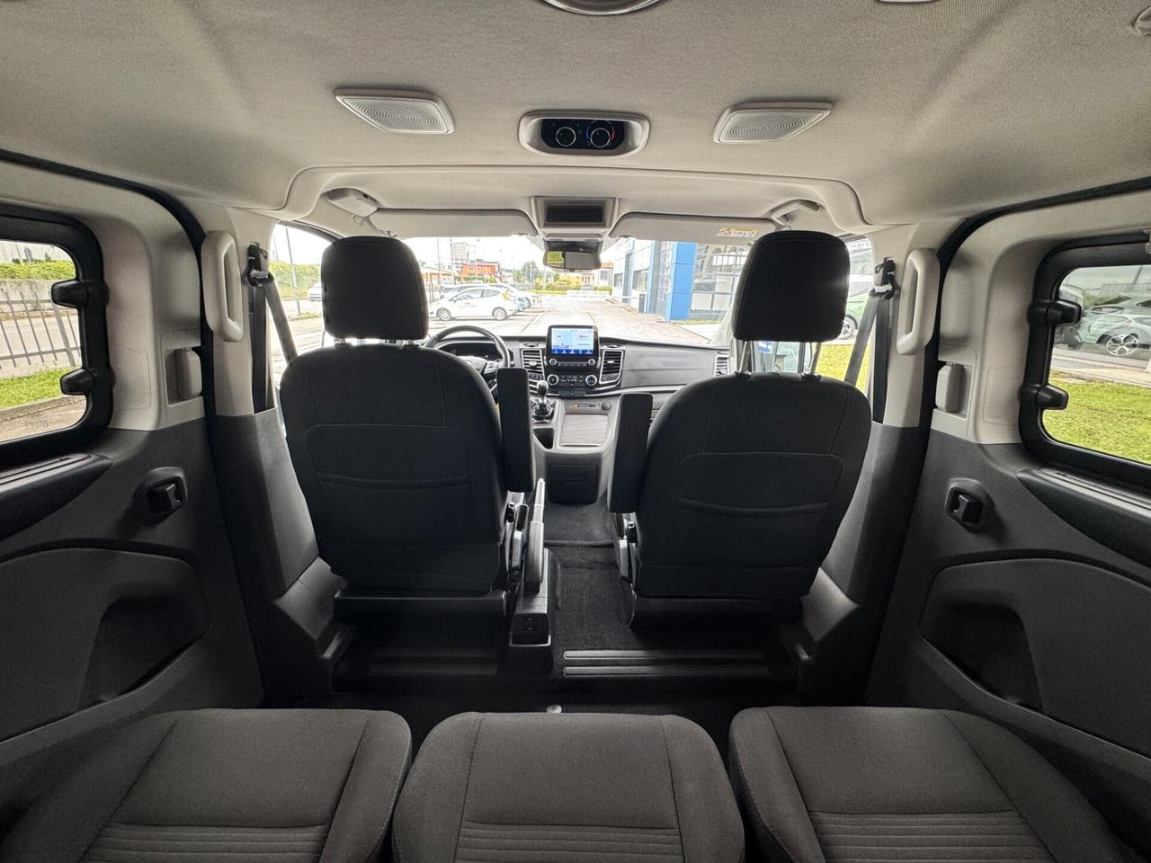 Ford Tourneo Custom Titanium 2.0 TDCi 130CV 8posti