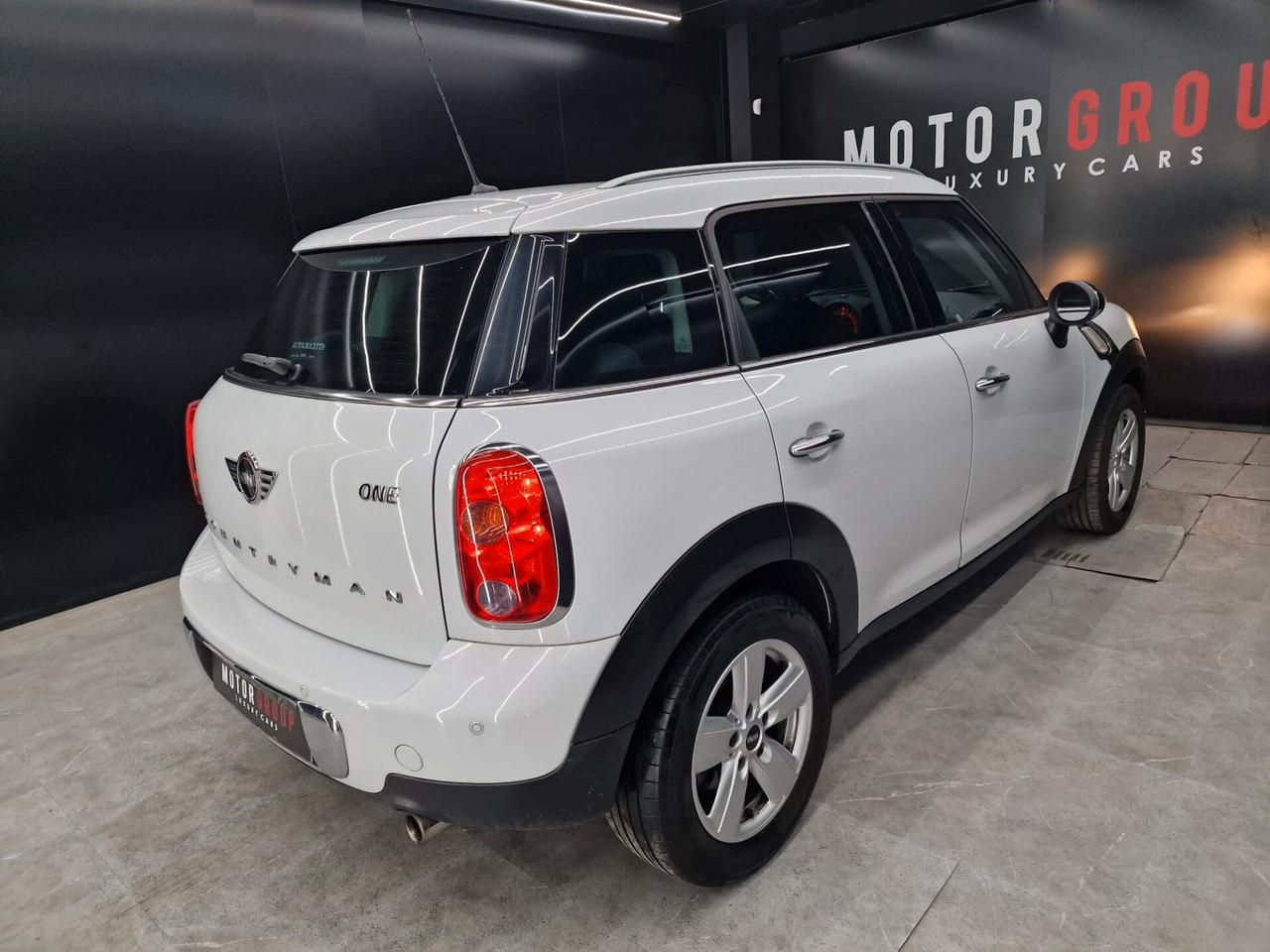 Mini One Countryman 1.6 98CV