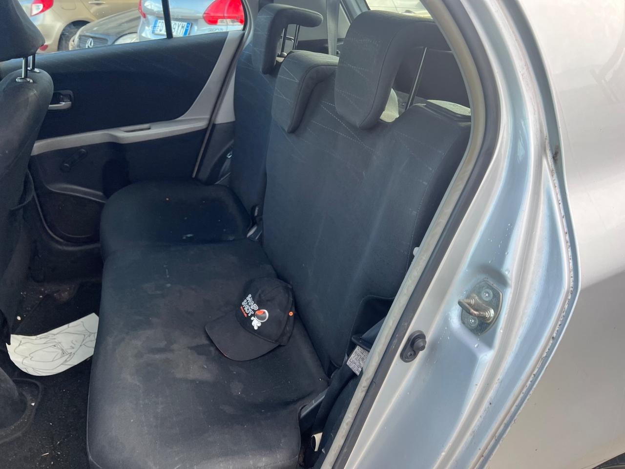 Toyota Yaris 1.3 5 porte Sol