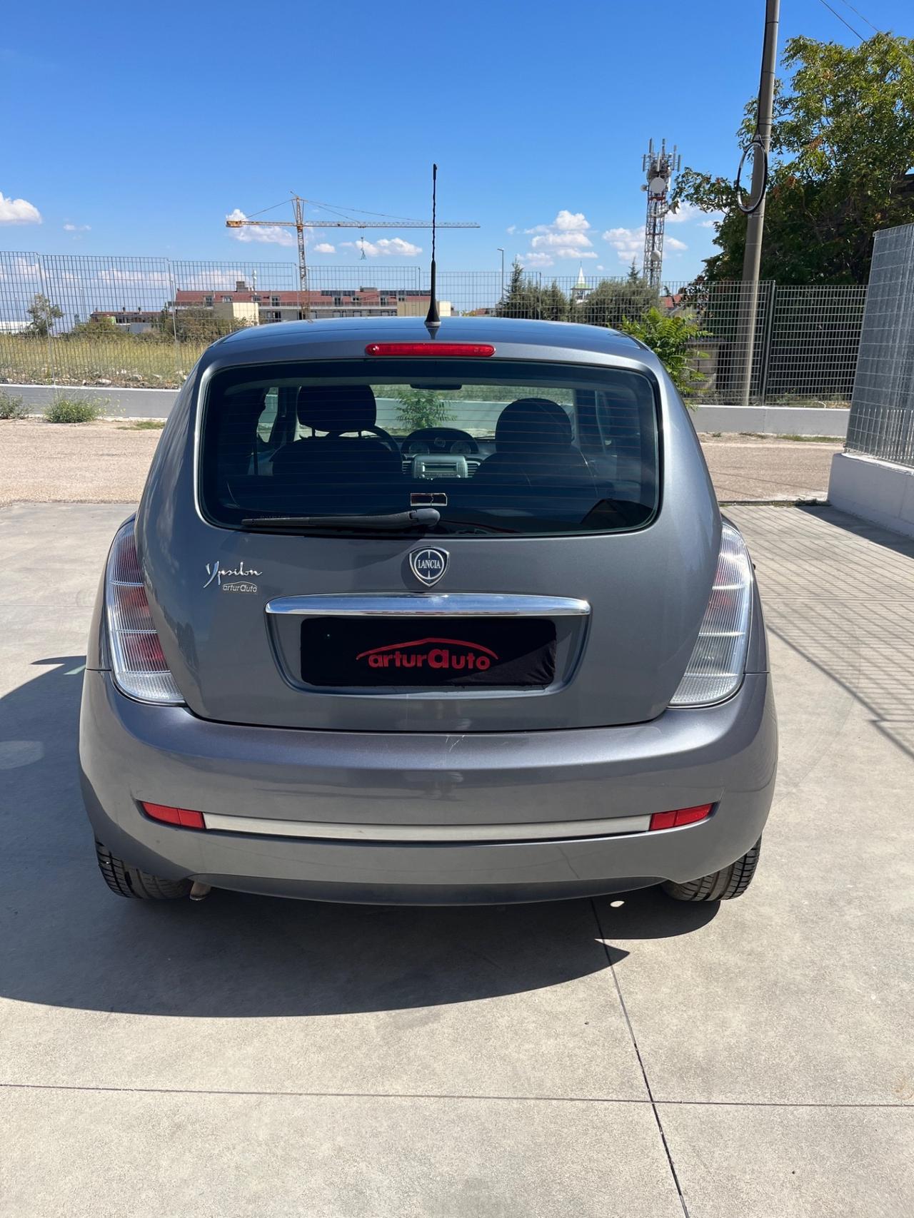 Lancia Ypsilon 1.2 Oro Giallo