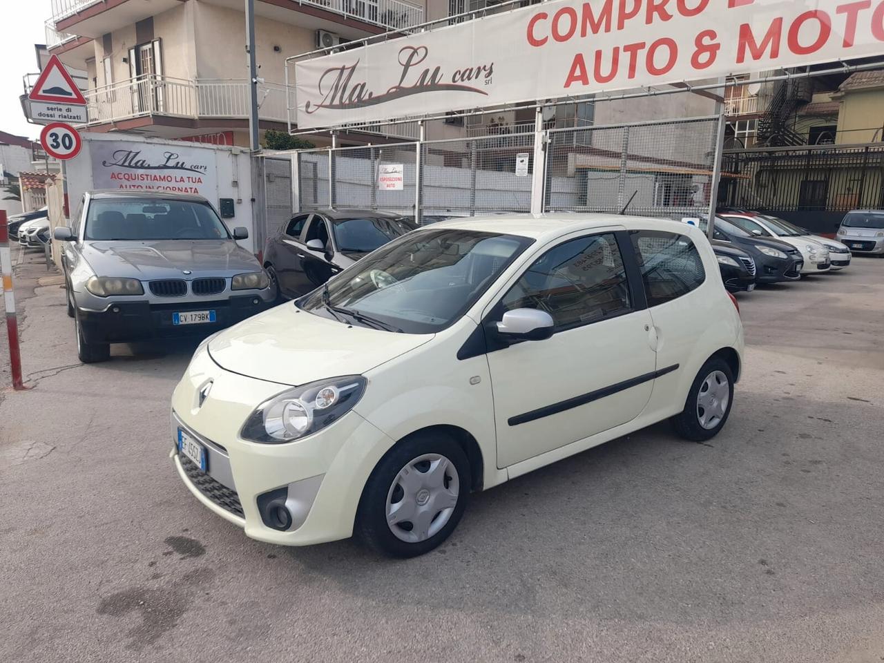 Renault Twingo 1.2cc benzina 12 mesi garanzia-2010