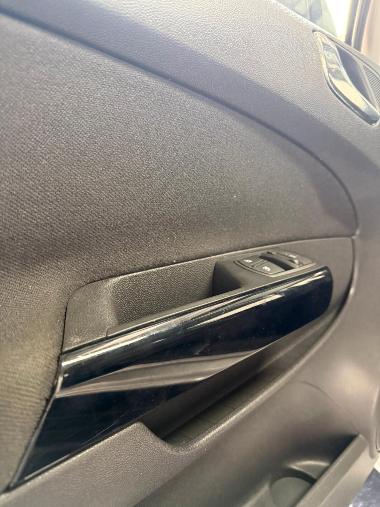 Opel Corsa 1.2 80CV 3 porte GPL-TECH Club