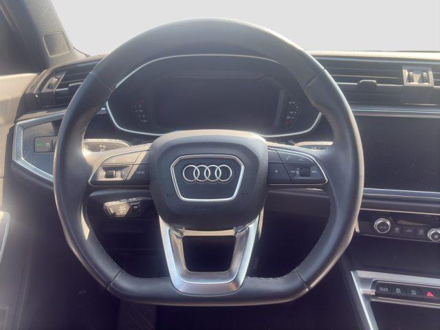 AUDI Q3 Q3 SPB 35 TDI S tronic Identity Black