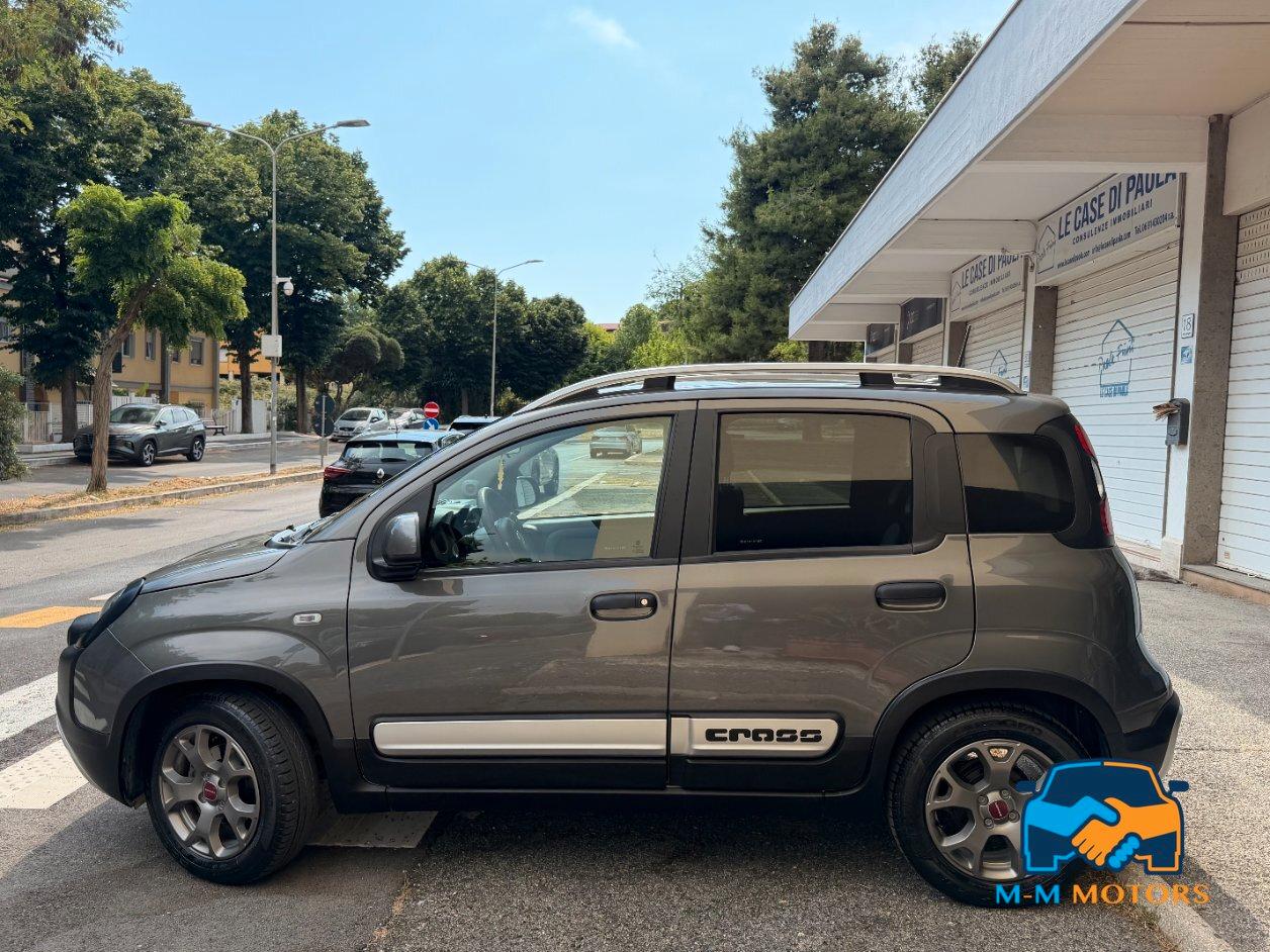 FIAT PANDA 1.0 HYBRID CROSS CROSS