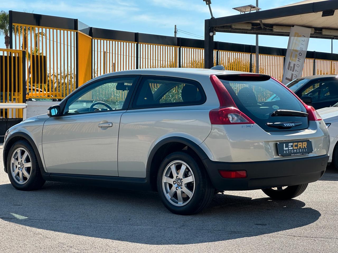 VOLVO C30 1.6 Momentum