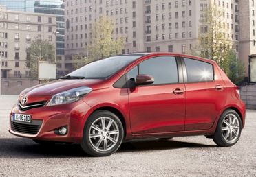 TOYOTA Yaris III 2011 - Yaris 5p 1.0 Active
