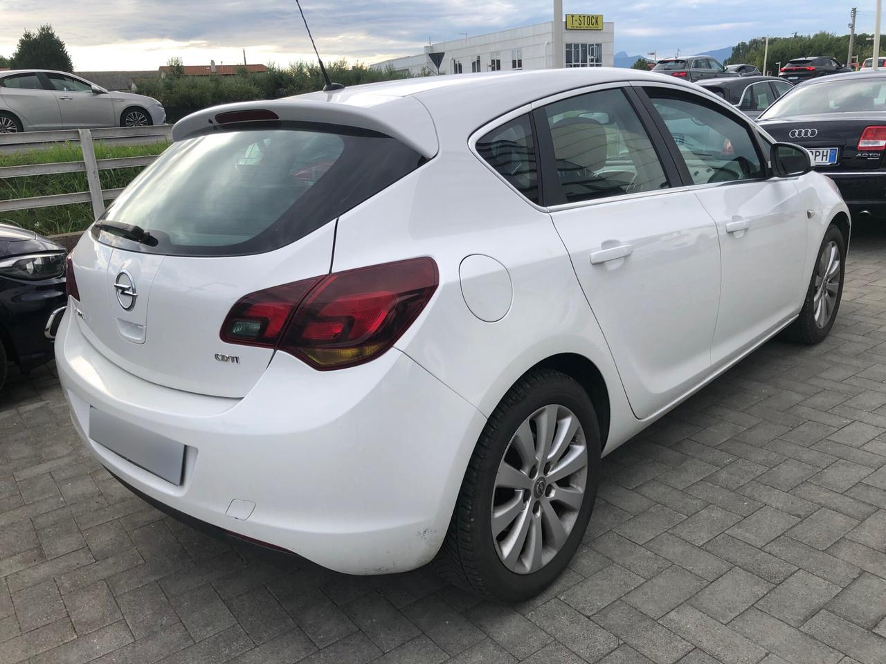 Opel Astra 1.7 CDTI 125CV 5 porte Cosmo