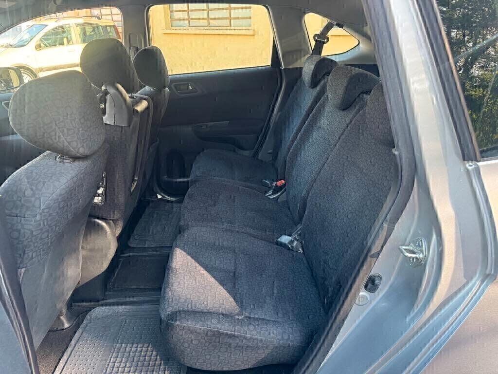 Honda FR-V 1.7 Benz 6 POSTI NEOPATENTATI