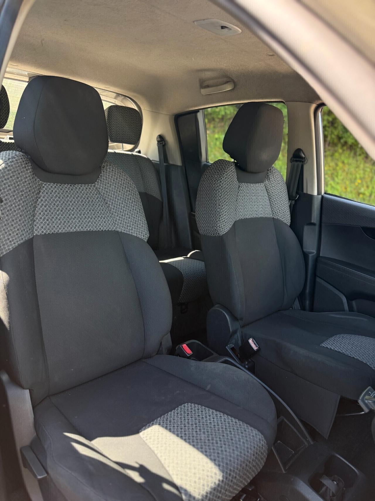 Mahindra KUV100 1.2 VVT M-Bifuel(GPL) K8
