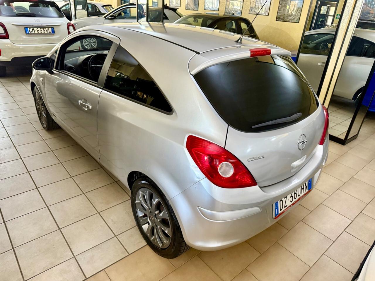 Opel Corsa 1.2 3 porte Edition