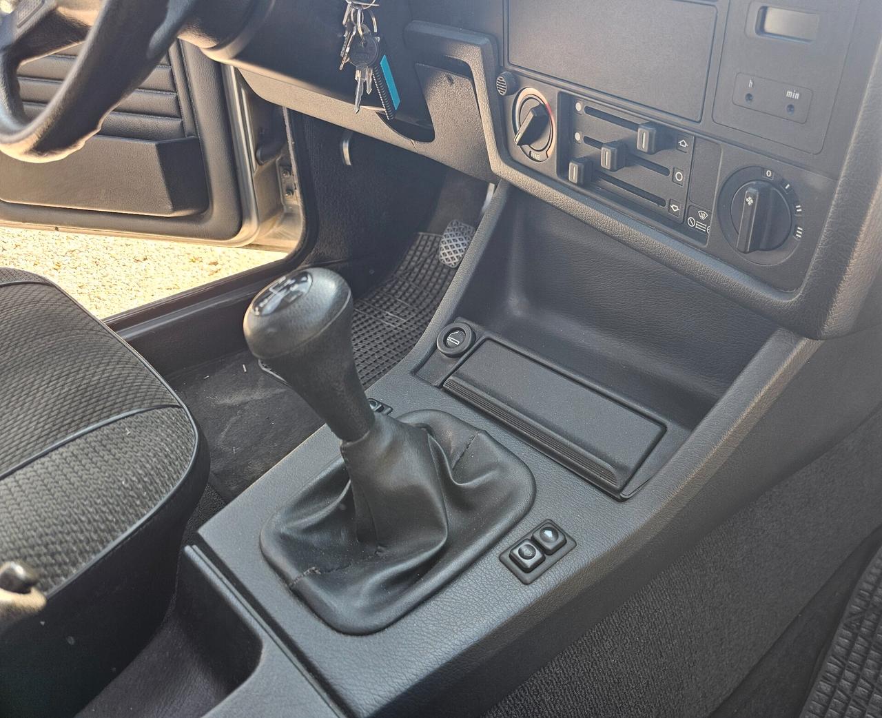 Bmw 318 5 PORTE NEOPATENTATI