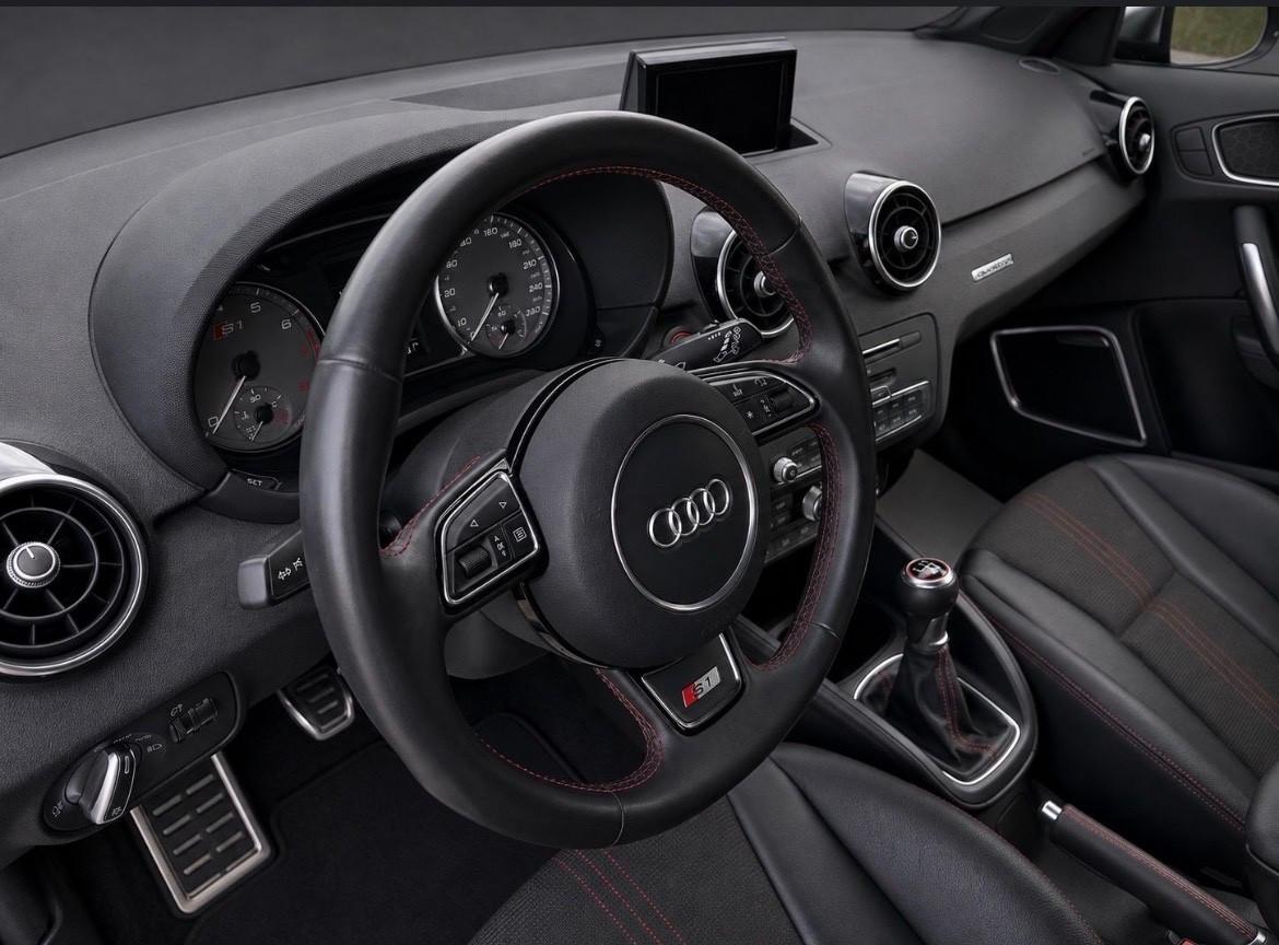 Audi A1 S1 SPB 2.0 TFSI quattro