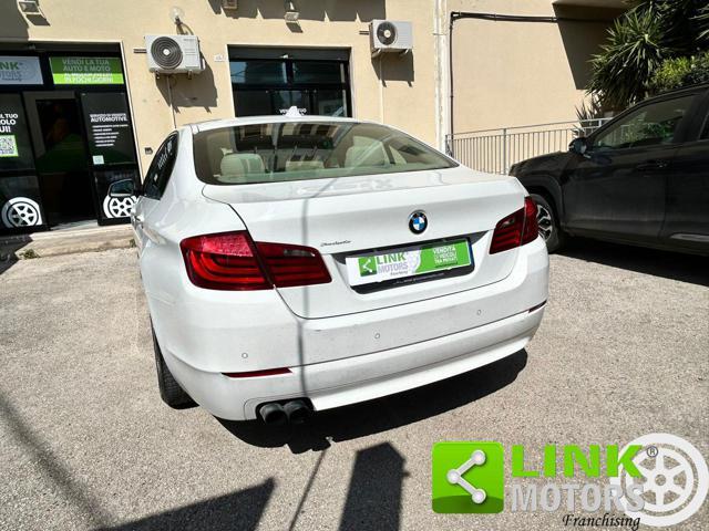 BMW 520 .