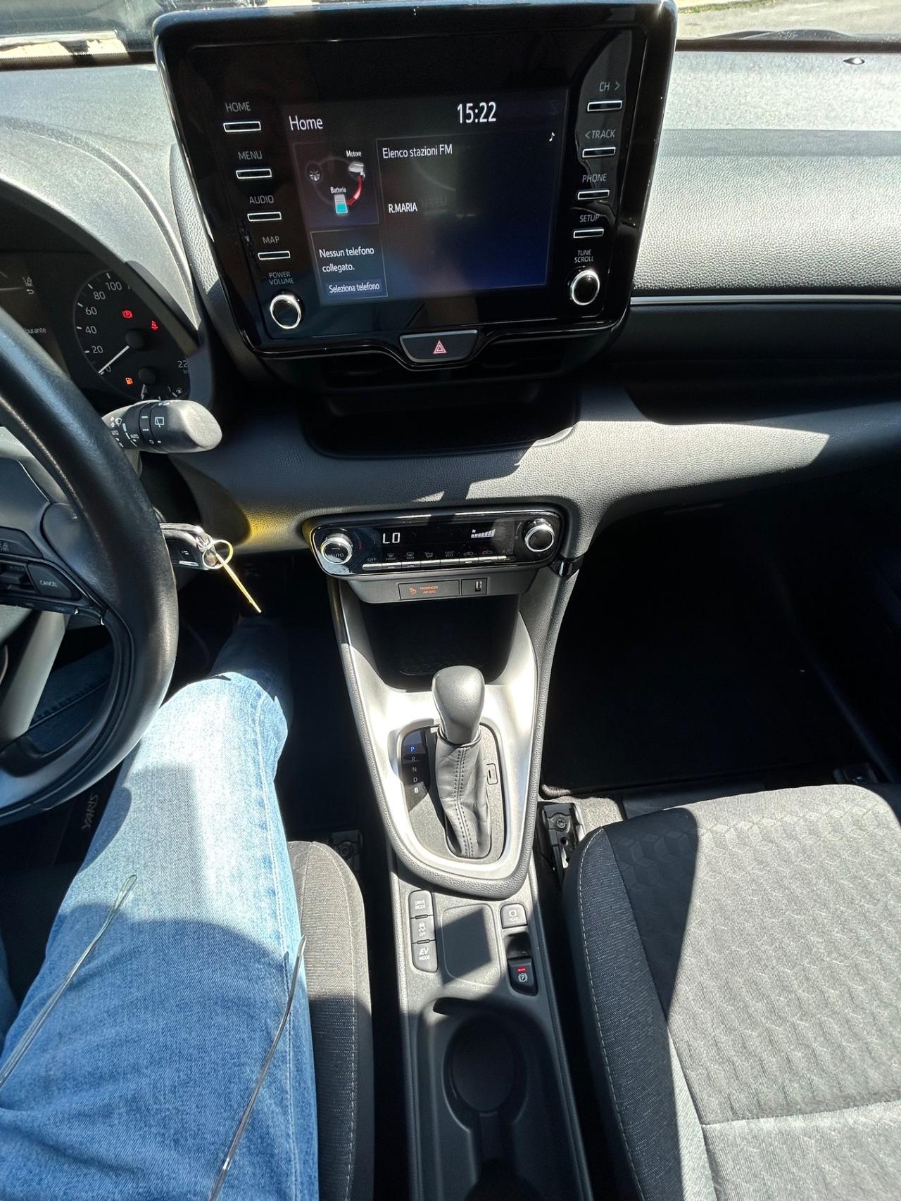Toyota Yaris 1.5 Hybrid 5 porte Lounge
