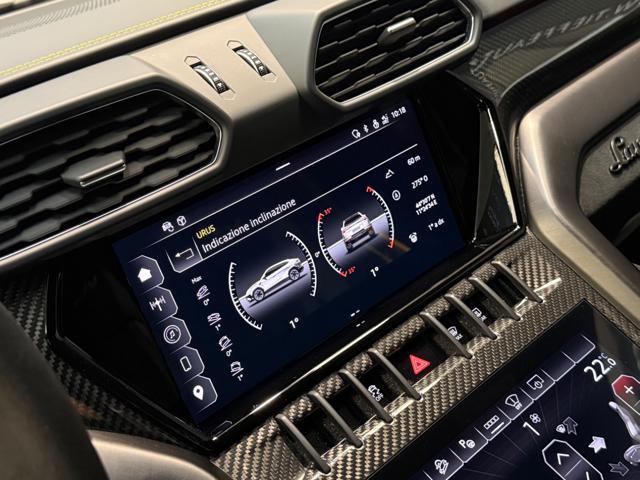 LAMBORGHINI Urus 4.0 Performante