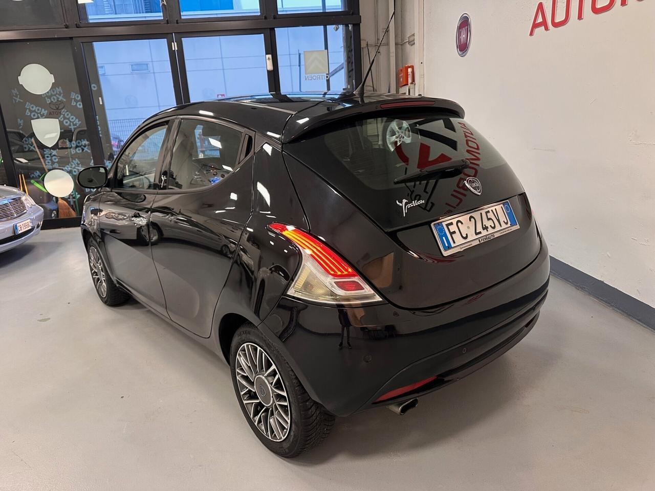 LANCIA YPSILON 1.2 GPL