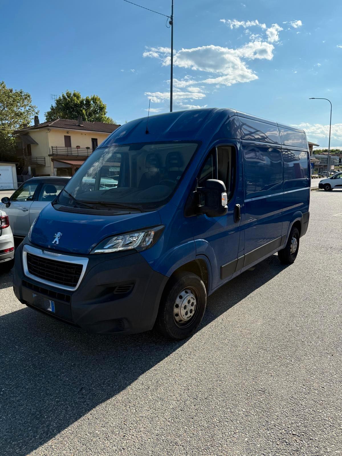 Peugeot Boxer 328 2.2 BlueHDi 120 S&S PC-TN Furgone