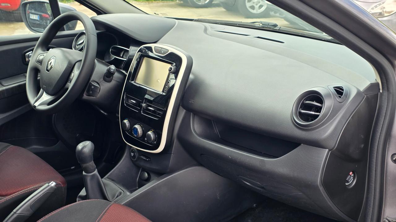 Renault Clio 1.2 75CV GPL 5 porte Costume National