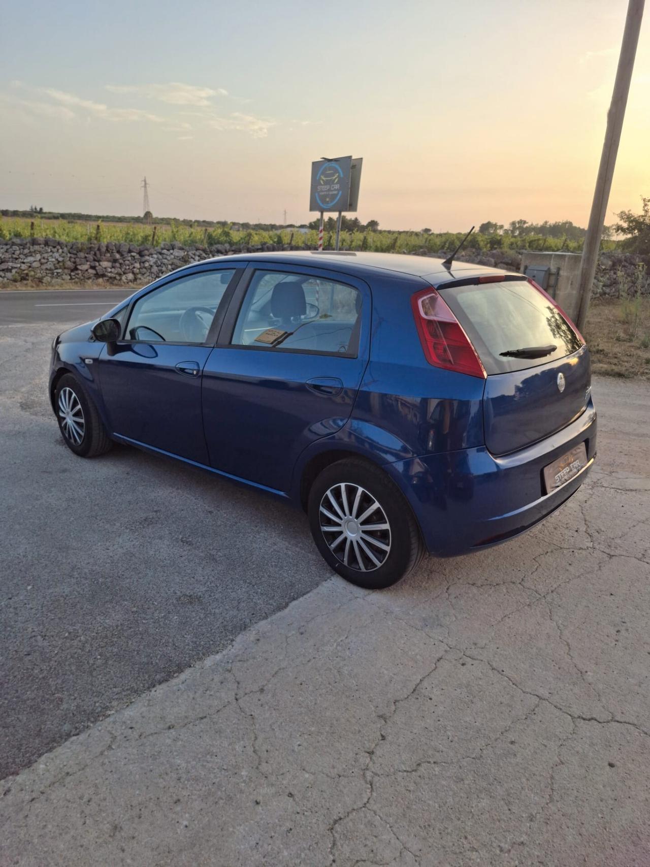 Fiat Grande Punto 1.2 5 porte (MOTORE FIRE)