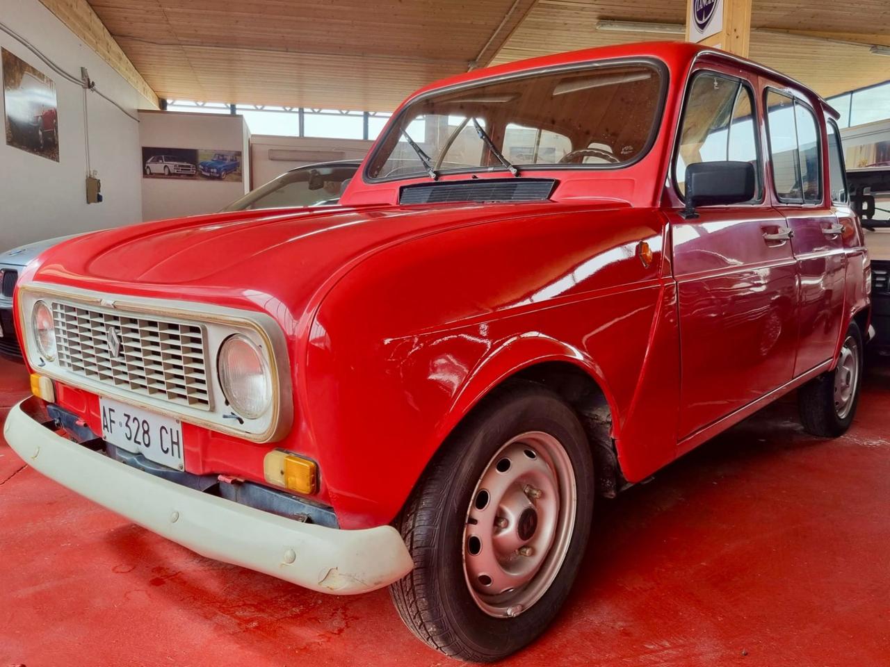 Renault R4 956 TL 5p