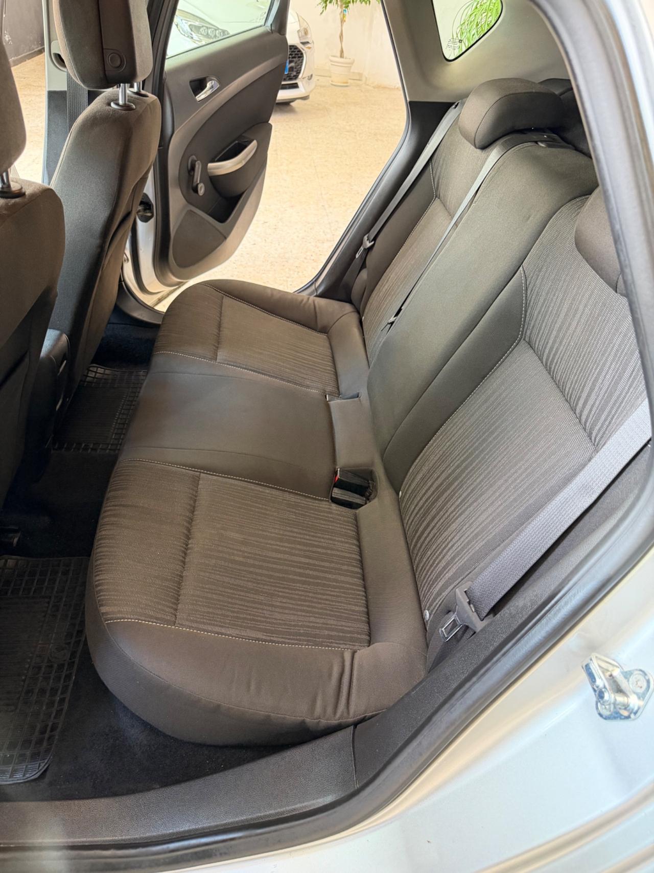 Opel Astra 1.7 CDTI 110CV 5 porte 2010