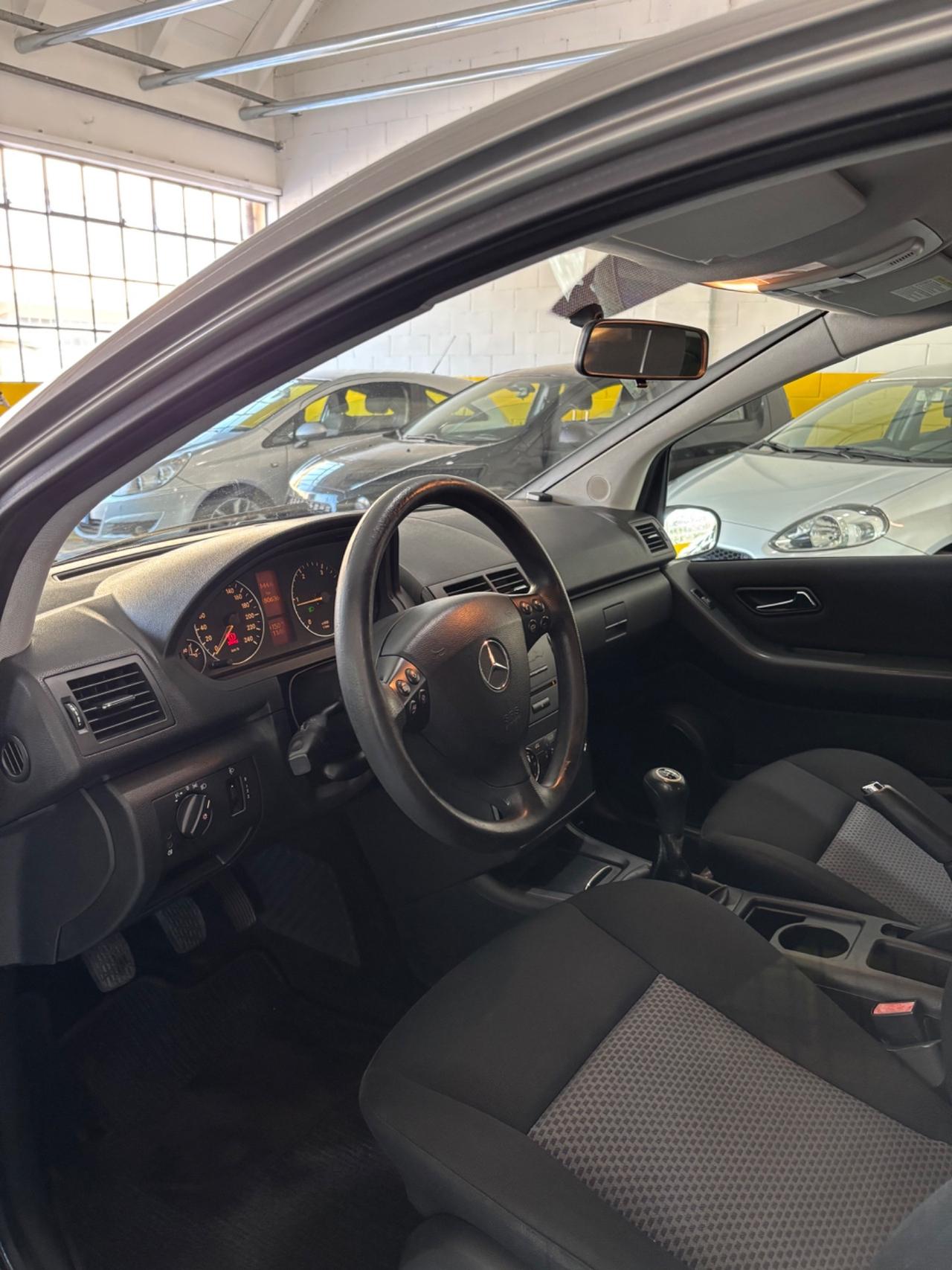 Mercedes-benz A 180 CDI FRIZIONE E VOLANO NUOVI