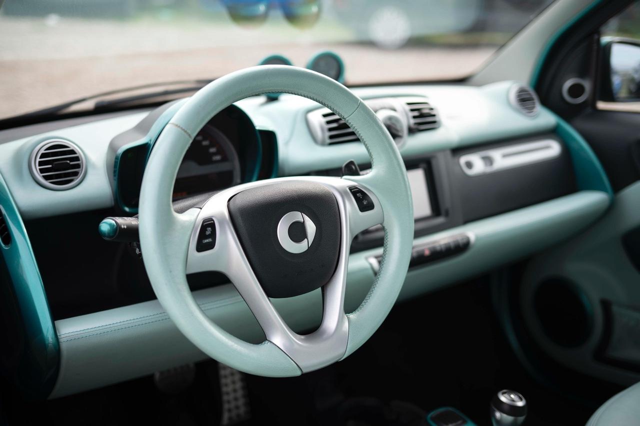 Smart ForTwo 1000 75 kW coupé BRABUS TAILOR MADE UNICA