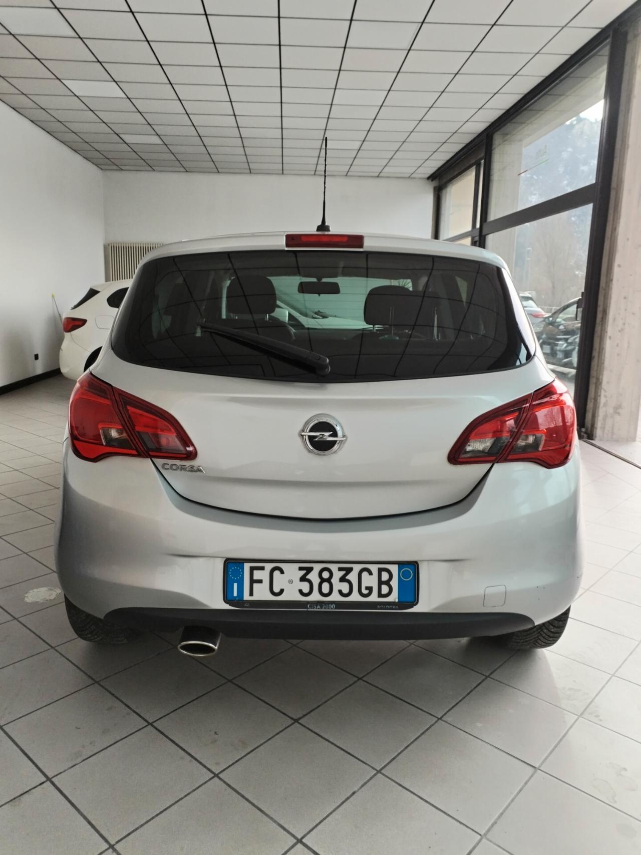 Opel Corsa 1.4 90CV GPL Tech 5 porte b-Color