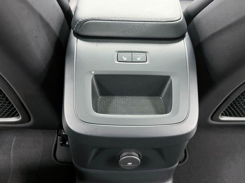Volvo XC60 XC60 T6 PLUG IN RECHARGE PHEV PLUS DARK AWD AUT