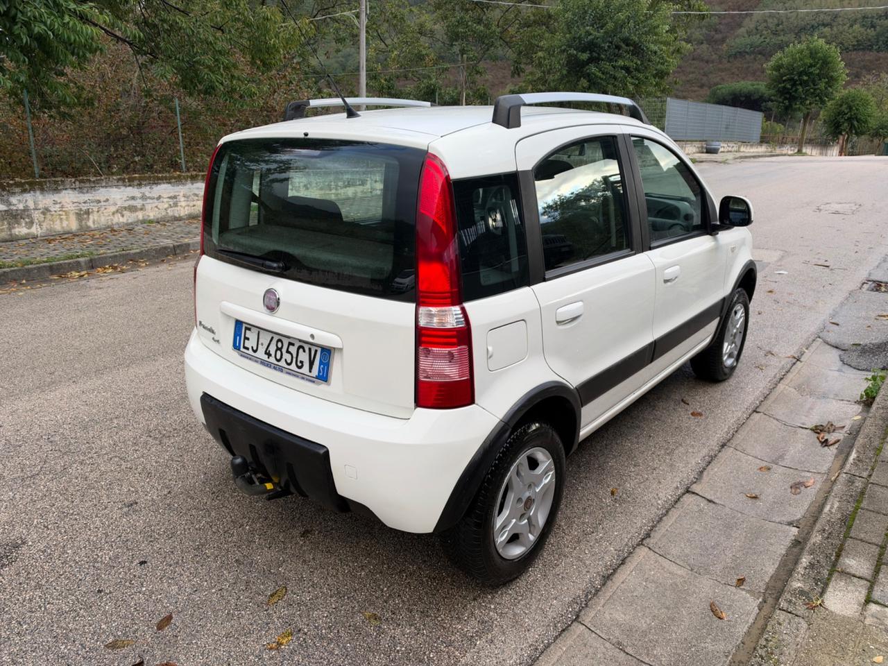 Fiat Panda 4x4 1.3 MJT 75cv ELD Gancio Traino
