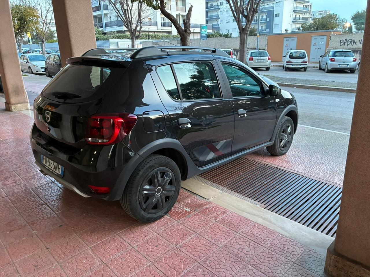 Dacia Sandero Stepway1.5dCi navi retro perfetta-19
