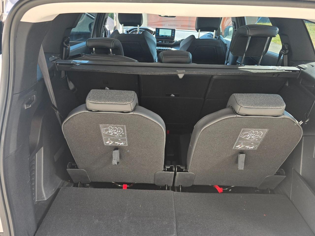 Peugeot 5008 BlueHDi 130 S&S EAT8 Allure