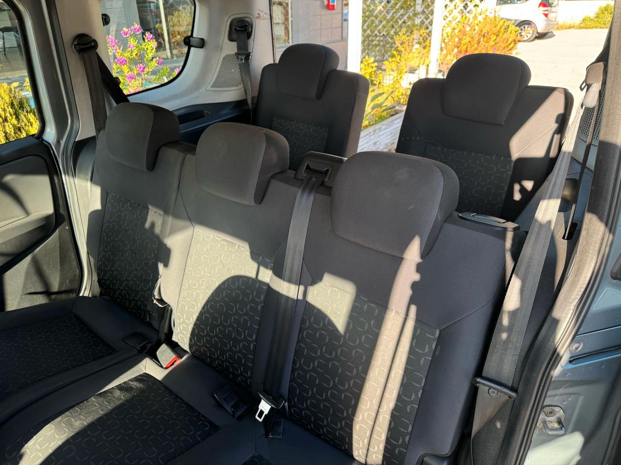 Fiat Doblo 2.0 MJT 135 CV 7 POSTI