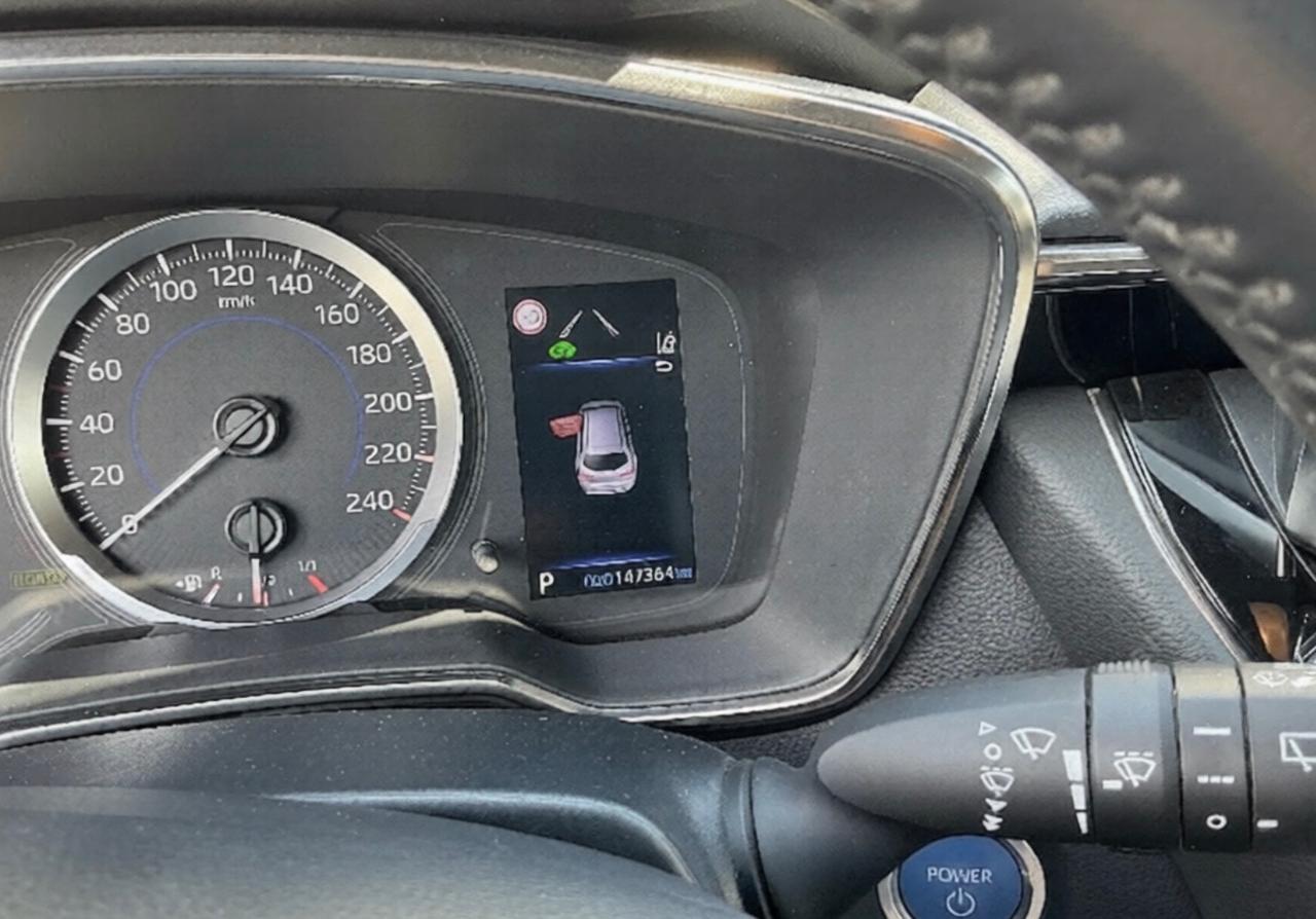 Toyota Corolla Touring Sports 1.8 Hybrid Business