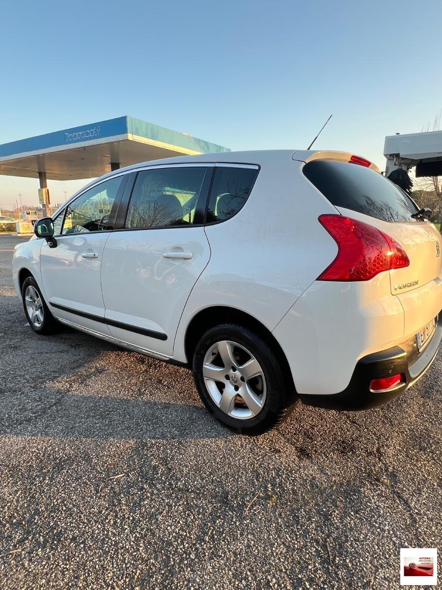 PEUGEOT - 3008 - 1.6 HDi 115CV Business