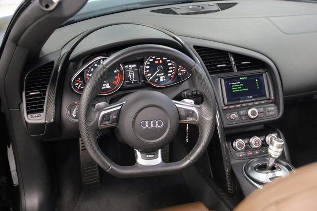 AUDI R8 Spyder 5.2 V10 FSI quattro R tronic