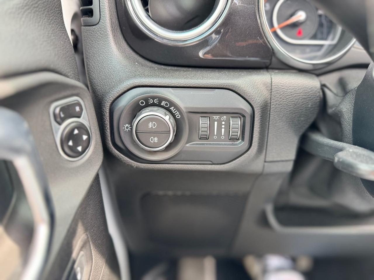 Jeep Wrangler Sahara 2.2 CRDi #6282